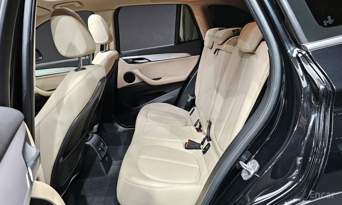 2020 BMW X1 II (F48) Рестайлинг xDrive 18d Advantage с пробегом 67 900 км