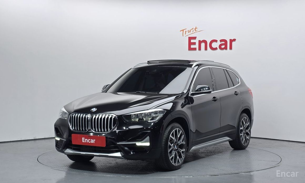 2022 BMW X1 II (F48) Рестайлинг xDrive 20i xLine с пробегом 45 526 км