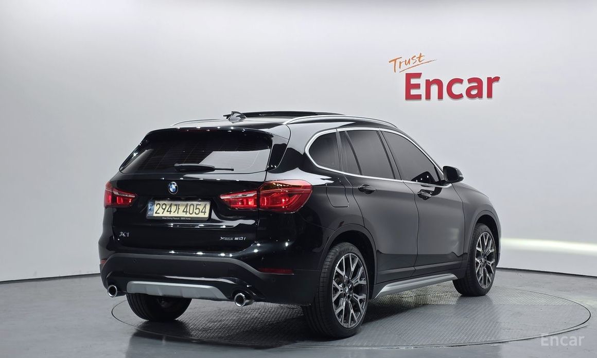 2022 BMW X1 II (F48) Рестайлинг xDrive 20i xLine с пробегом 45 526 км