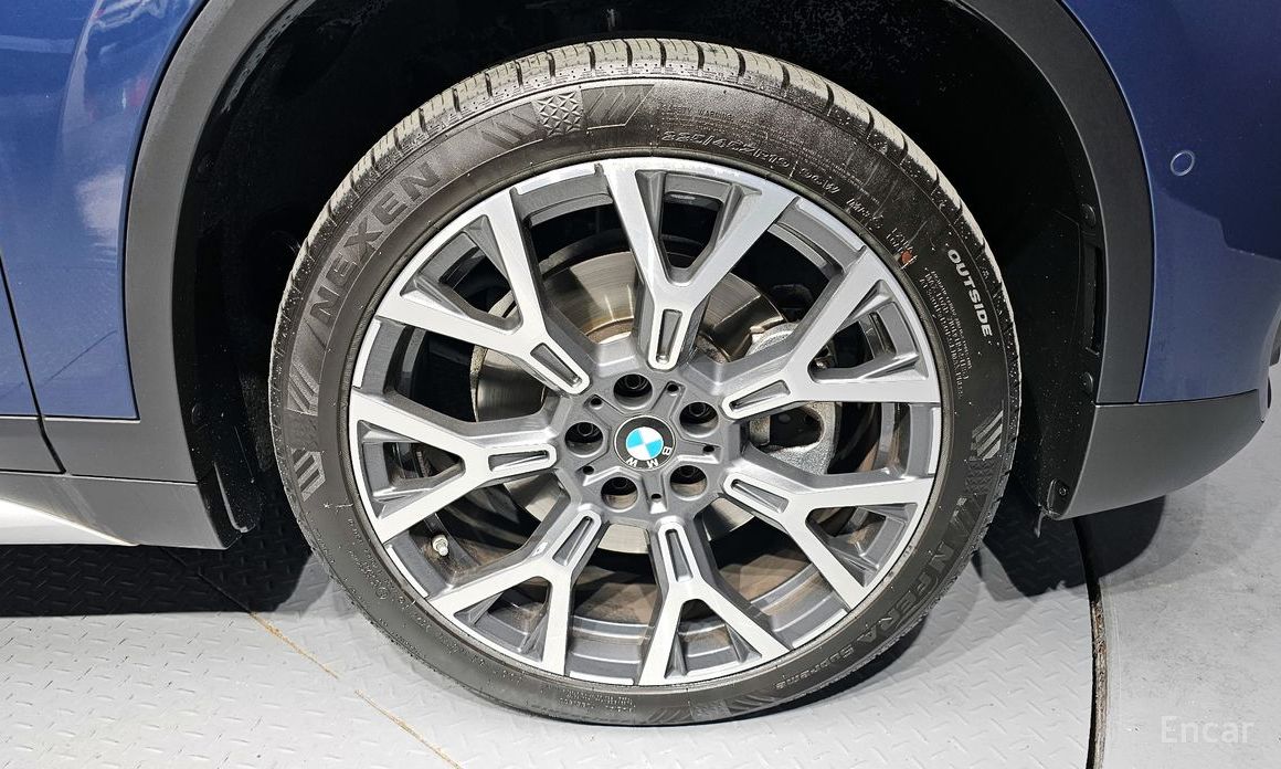 2022 BMW X1 II (F48) Рестайлинг xDrive 20i xLine с пробегом 50 380 км