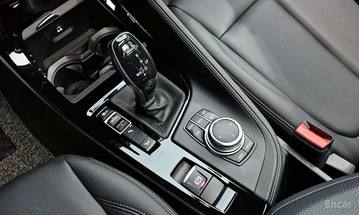 2022 BMW X1 II (F48) Рестайлинг xDrive 20i xLine с пробегом 50 380 км