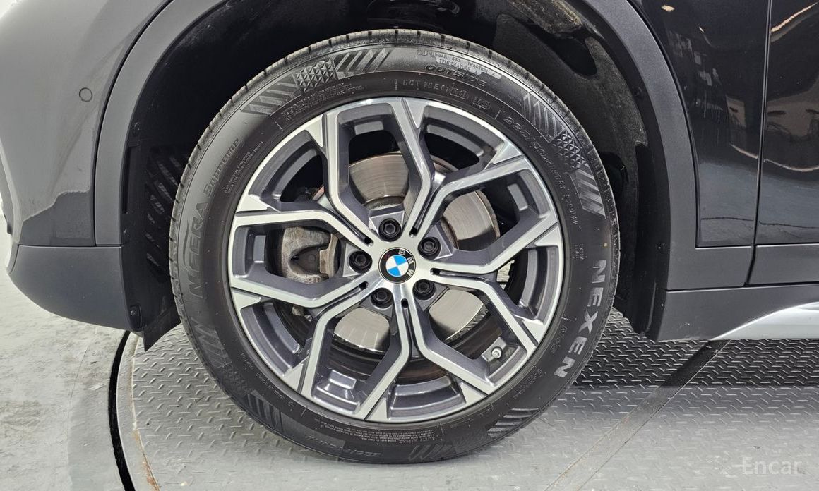 2020 BMW X1 II (F48) Рестайлинг xDrive 20i xLine с пробегом 72 825 км