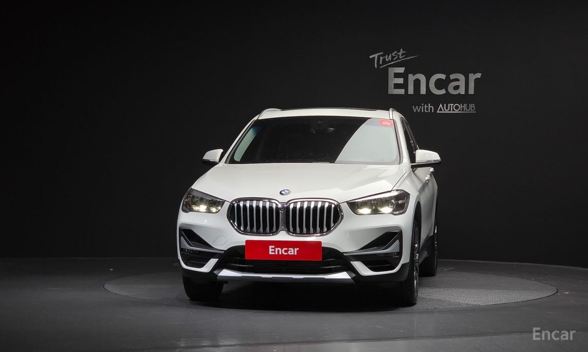 2022 BMW X1 II (F48) Рестайлинг xDrive 20i xLine с пробегом 61 492 км