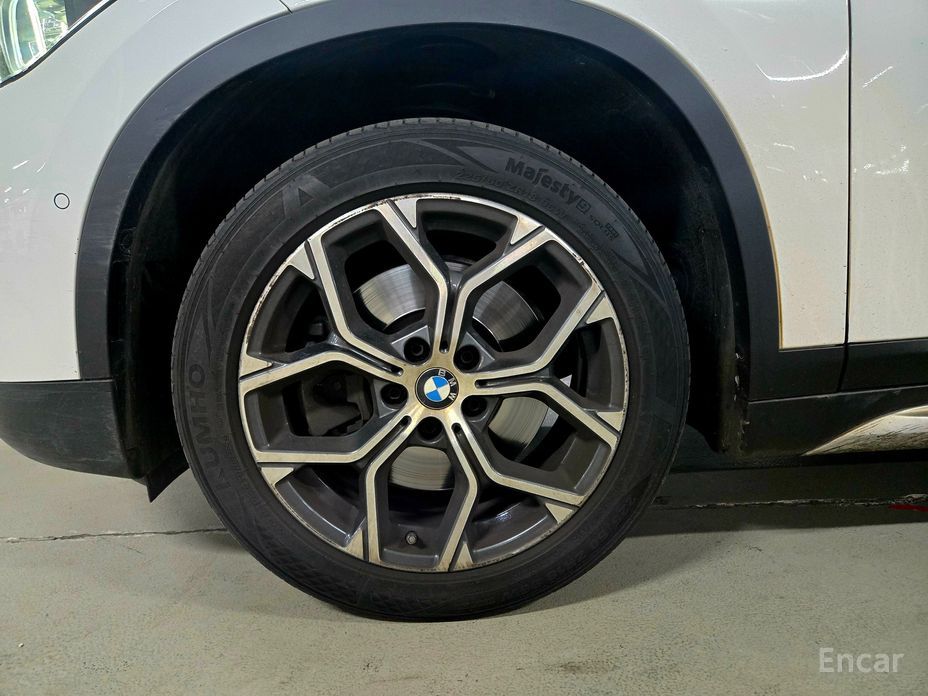 2021 BMW X1 II (F48) Рестайлинг xDrive 20i xLine с пробегом 116 012 км