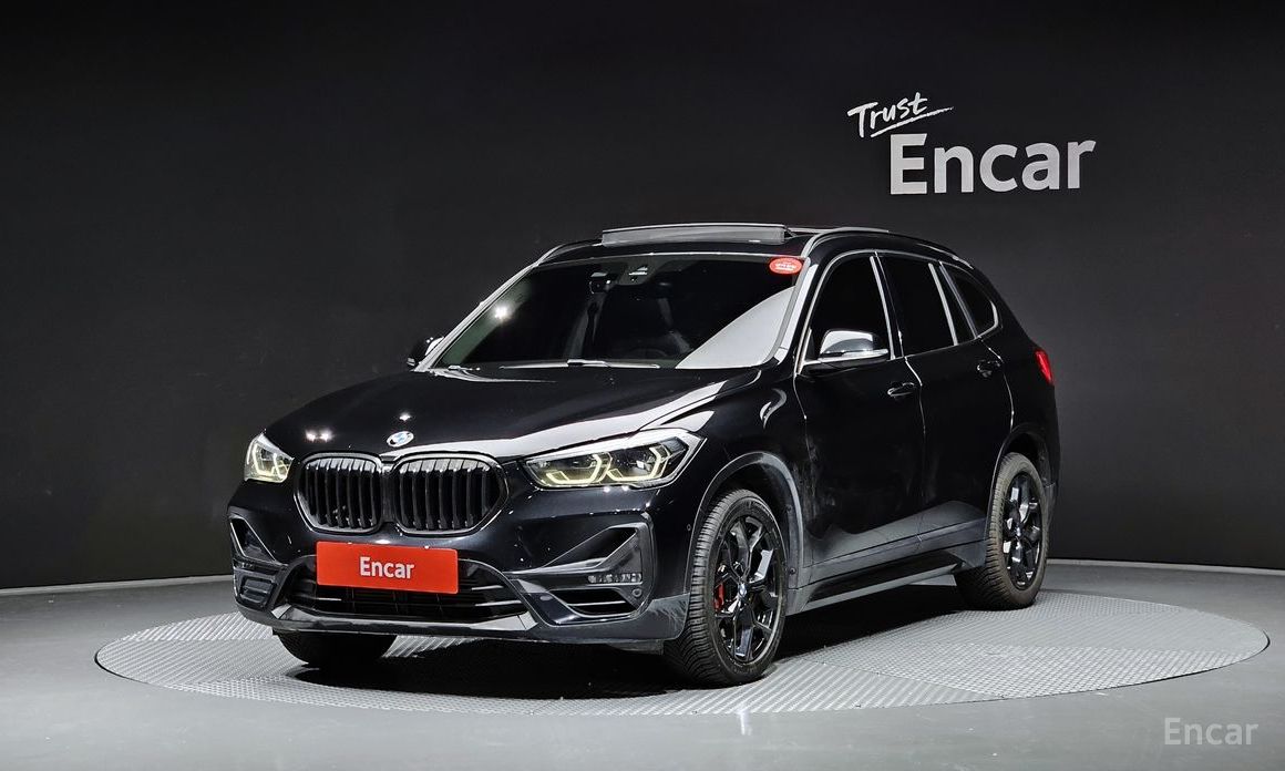 2021 BMW X1 II (F48) Рестайлинг xDrive 20i xLine с пробегом 47 195 км