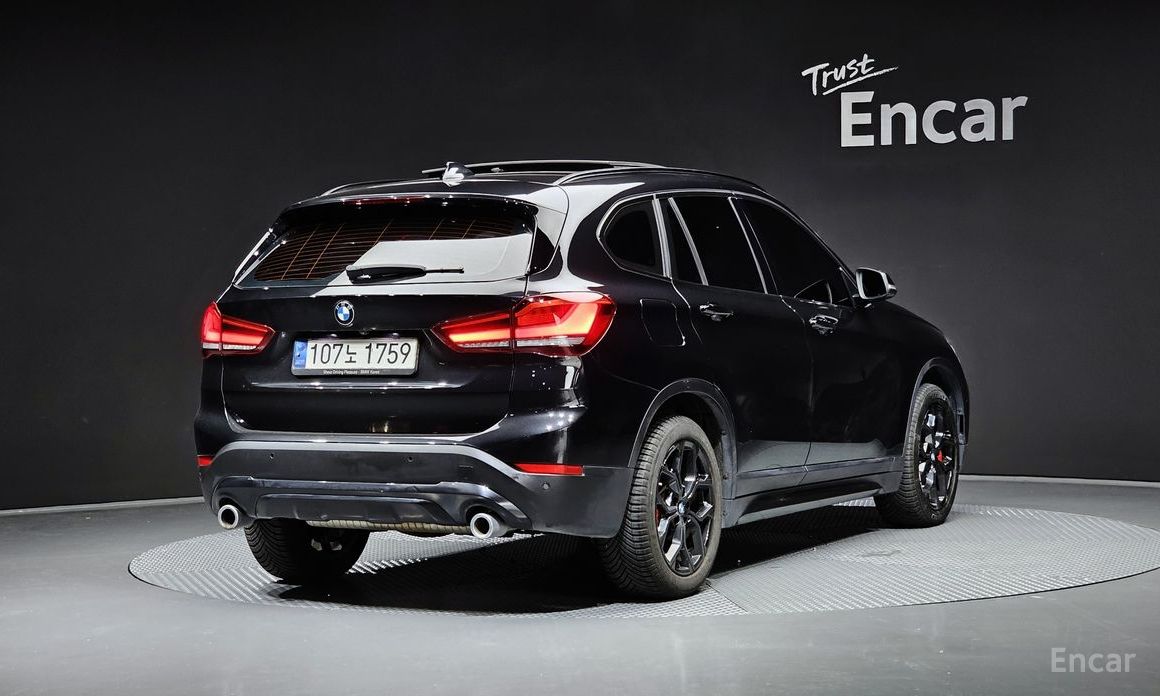 2021 BMW X1 II (F48) Рестайлинг xDrive 20i xLine с пробегом 47 195 км