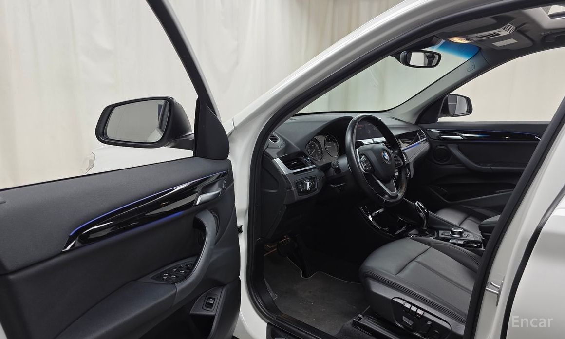 2022 BMW X1 II (F48) Рестайлинг xDrive 20i xLine с пробегом 61 492 км