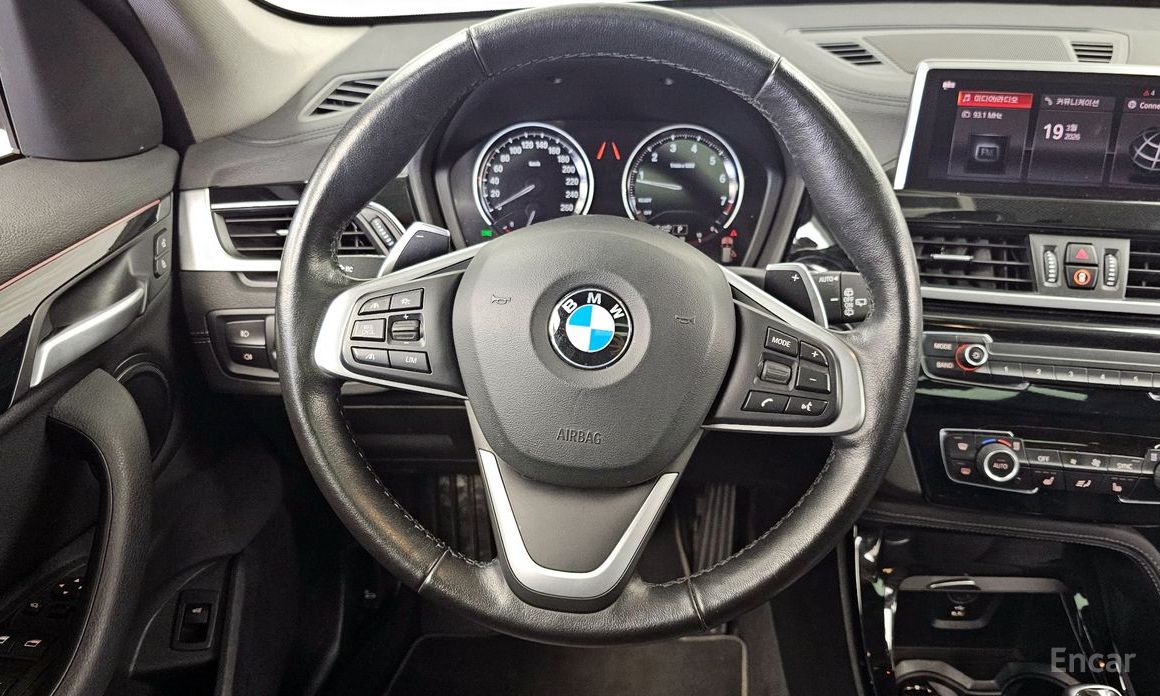 2022 BMW X1 II (F48) Рестайлинг xDrive 20i xLine с пробегом 82 151 км