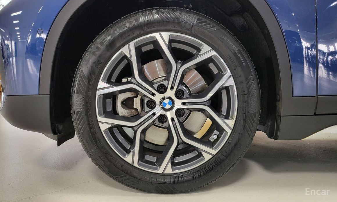 2021 BMW X1 II (F48) Рестайлинг xDrive 20i xLine с пробегом 91 174 км