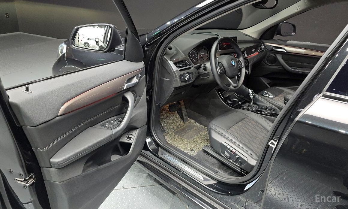 2021 BMW X1 II (F48) Рестайлинг xDrive 20i xLine с пробегом 47 195 км