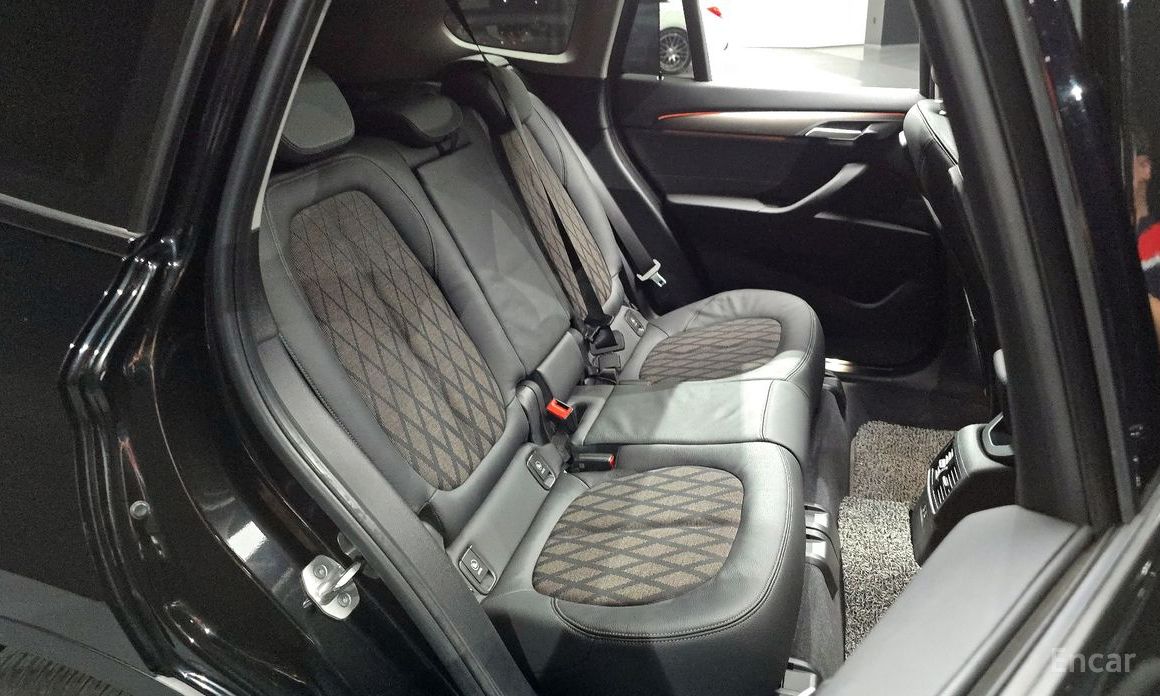 2021 BMW X1 II (F48) Рестайлинг xDrive 20i xLine с пробегом 47 195 км