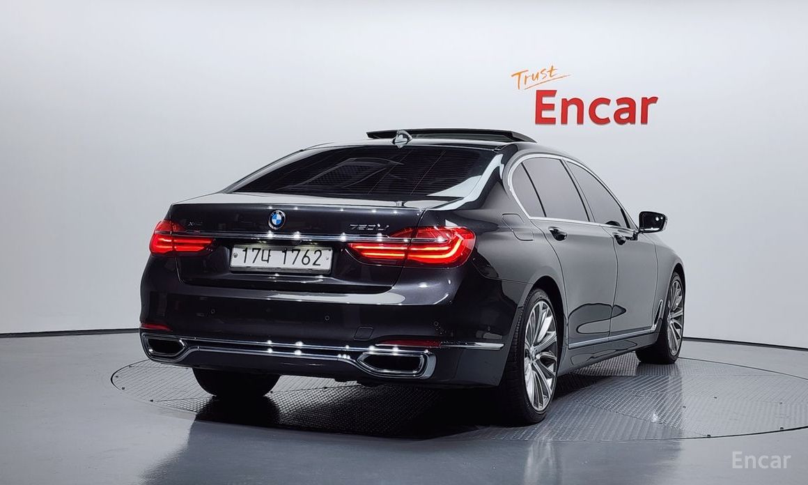2016 BMW 7 серии VI (G11/G12) Рестайлинг 750Li xDrive Premium с пробегом 133 749 км