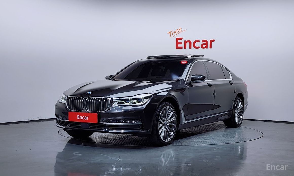 2016 BMW 7 серии VI (G11/G12) Рестайлинг 750Li xDrive с пробегом 106 410 км