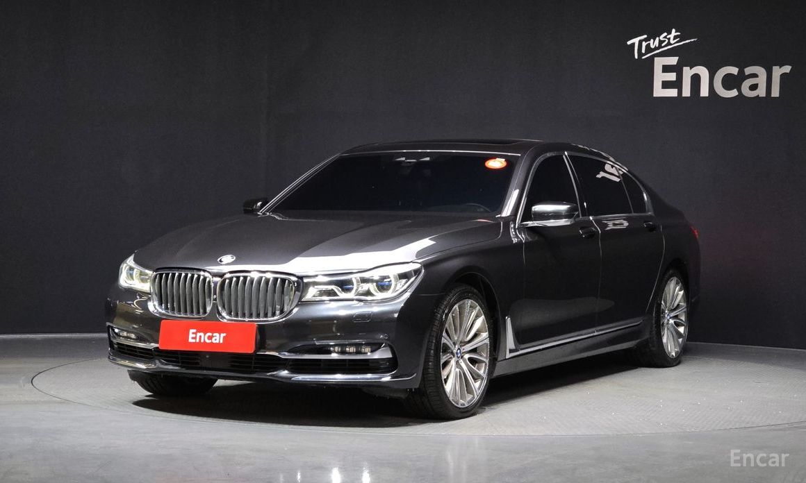 2016 BMW 7 серии VI (G11/G12) Рестайлинг 750Li xDrive Premium с пробегом 129 453 км