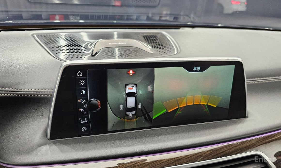 2015 BMW 7 серии VI (G11/G12) Рестайлинг 750Li xDrive Prestige с пробегом 109 234 км
