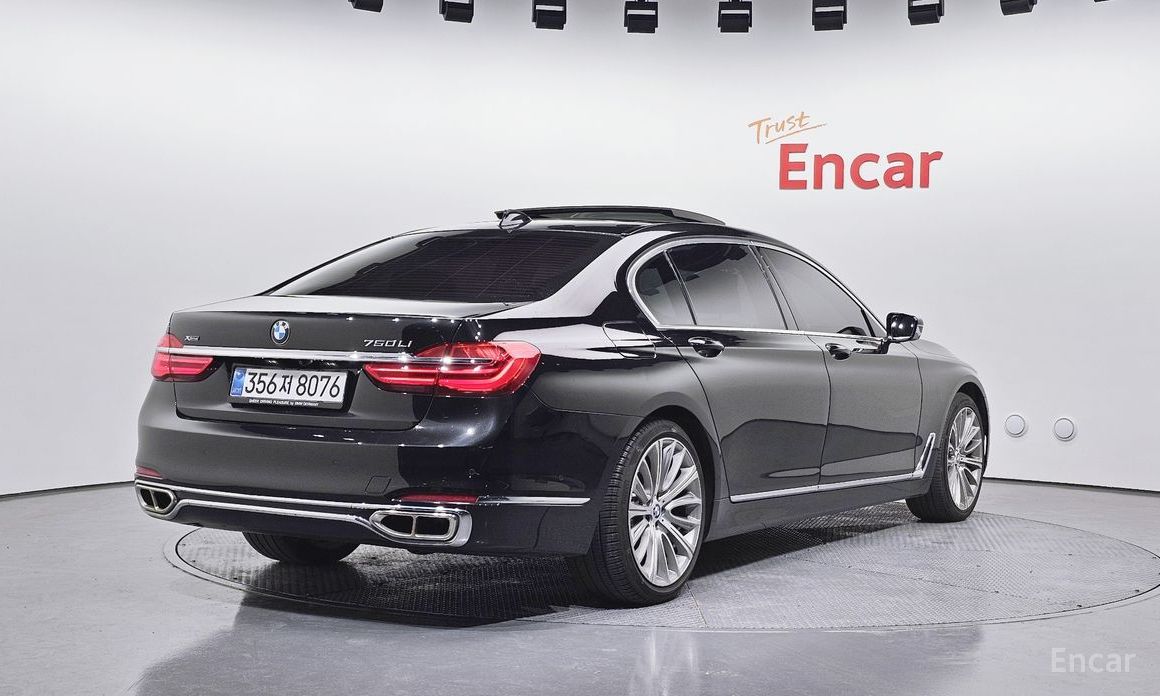 2016 BMW 7 серии VI (G11/G12) Рестайлинг 750Li xDrive Prestige с пробегом 108 576 км