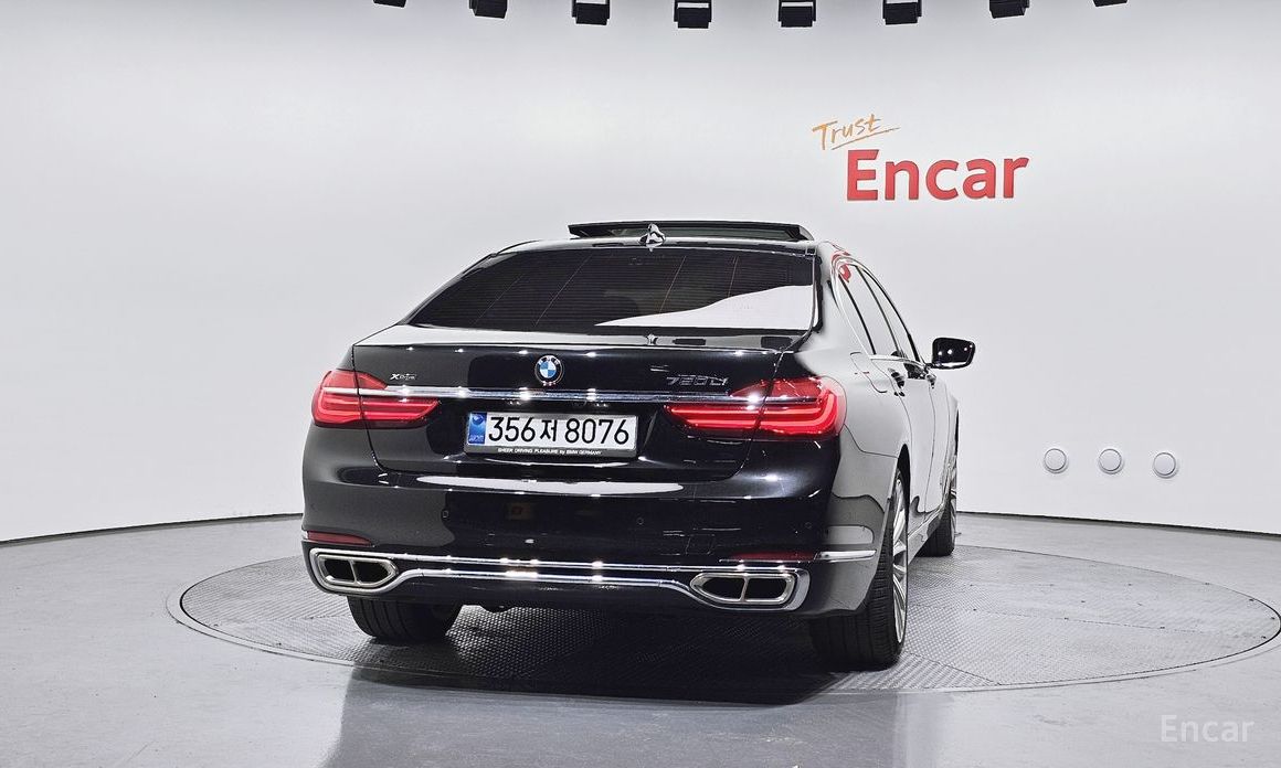 2016 BMW 7 серии VI (G11/G12) Рестайлинг 750Li xDrive Prestige с пробегом 108 576 км