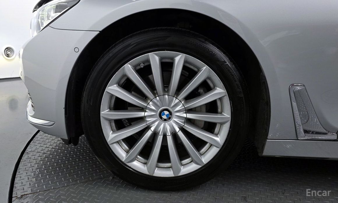 2016 BMW 7 серии VI (G11/G12) Рестайлинг 730d xDrive с пробегом 123 608 км