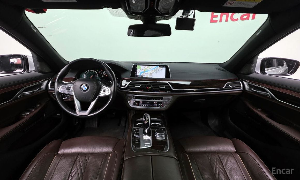 2016 BMW 7 серии VI (G11/G12) Рестайлинг 730d xDrive с пробегом 123 608 км