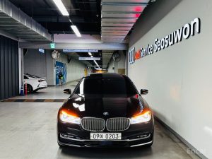 2016 BMW 7 серии VI (G11/G12) Рестайлинг 740Li xDrive с пробегом 131 795 км