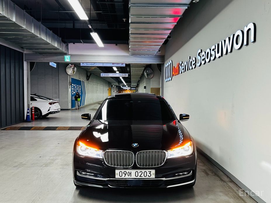 2016 BMW 7 серии VI (G11/G12) Рестайлинг 740Li xDrive с пробегом 131 795 км