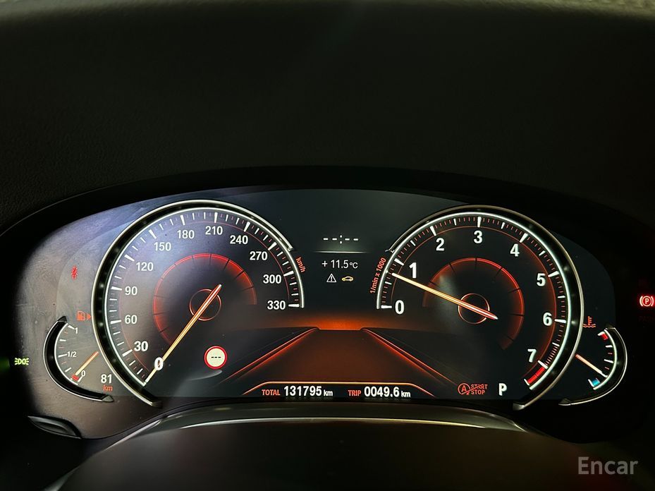2016 BMW 7 серии VI (G11/G12) Рестайлинг 740Li xDrive с пробегом 131 795 км