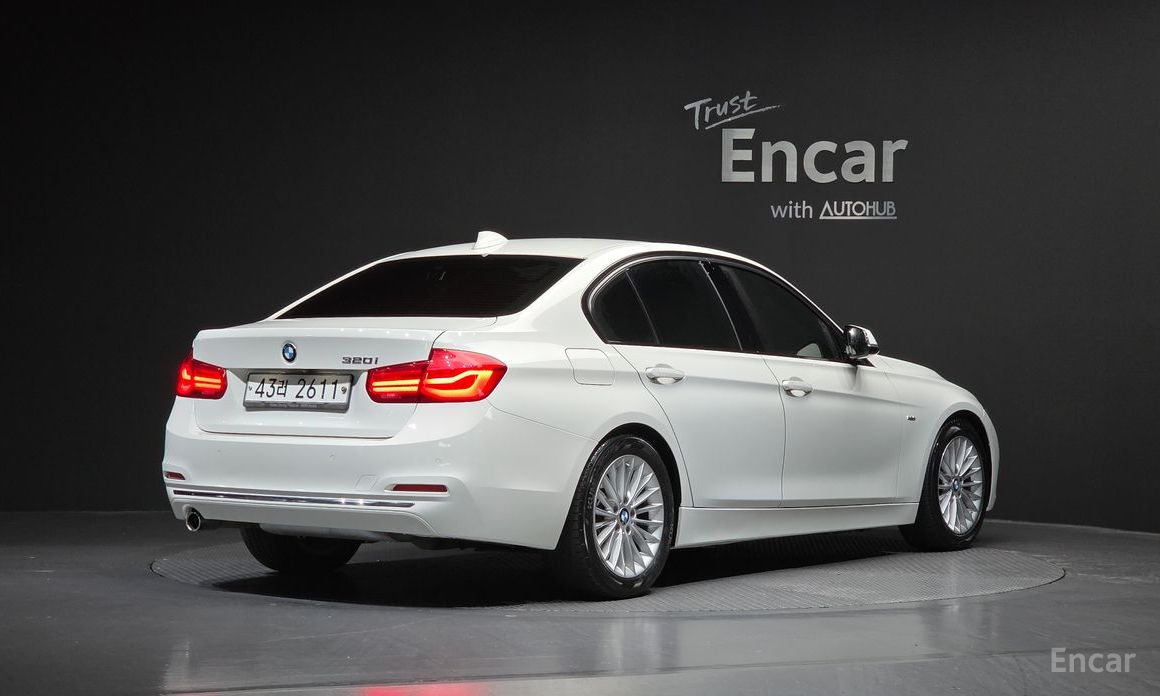 2018 BMW 3 серии VI (F3x) Рестайлинг 320i Luxury с пробегом 139 203 км