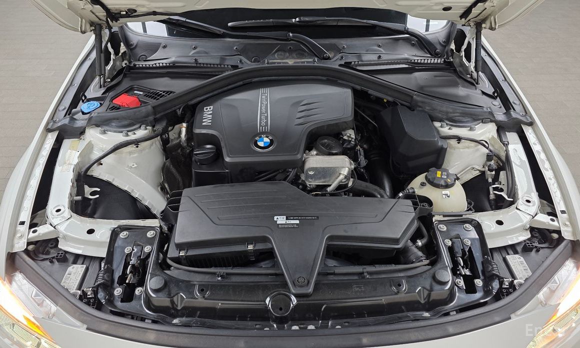 2018 BMW 3 серии VI (F3x) Рестайлинг 320i Luxury с пробегом 139 203 км