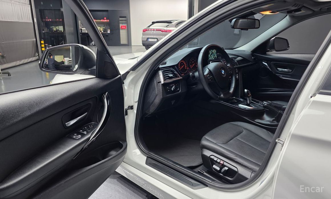 2015 BMW 3 серии VI (F3x) Рестайлинг 320d с пробегом 127 169 км
