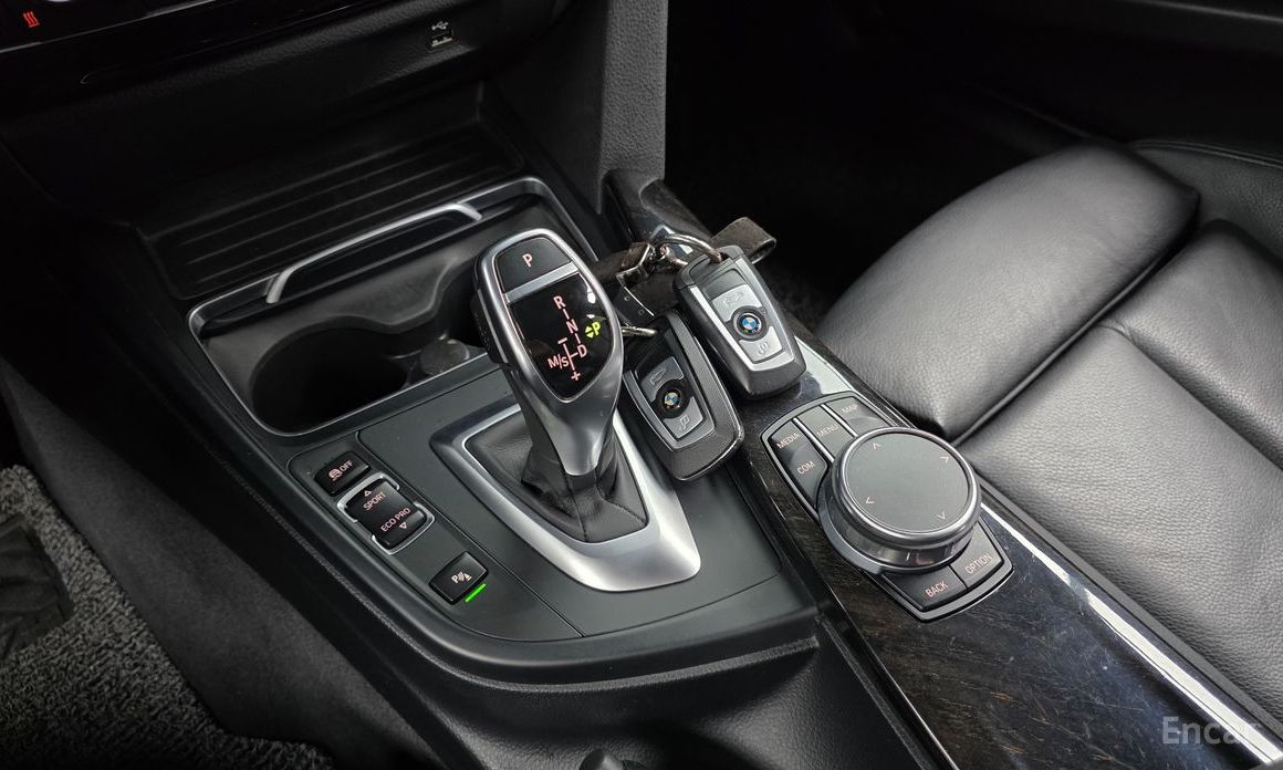 2018 BMW 3 серии VI (F3x) Рестайлинг 320i Luxury с пробегом 139 203 км