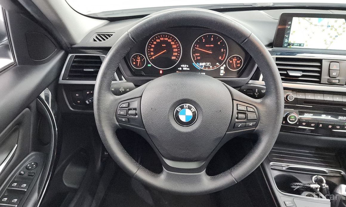 2016 BMW 3 серии VI (F3x) Рестайлинг 320d с пробегом 65 730 км