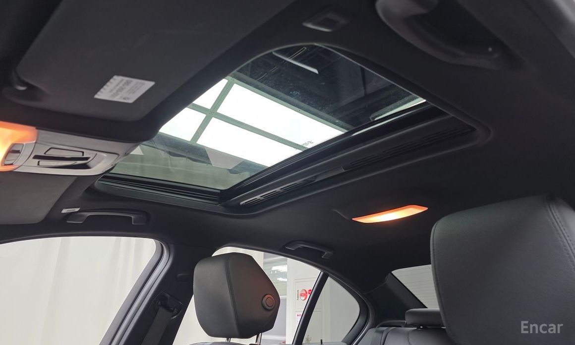 2018 BMW 3 серии VI (F3x) Рестайлинг 320i Luxury с пробегом 139 203 км