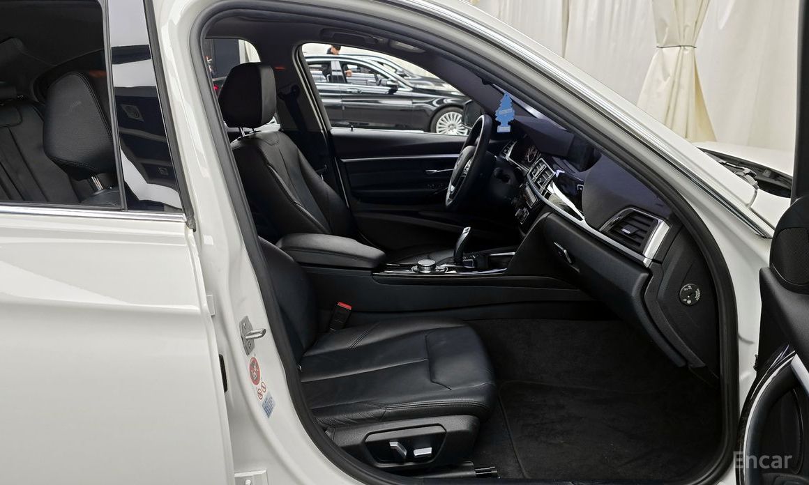 2016 BMW 3 серии VI (F3x) Рестайлинг 320i Luxury с пробегом 67 380 км