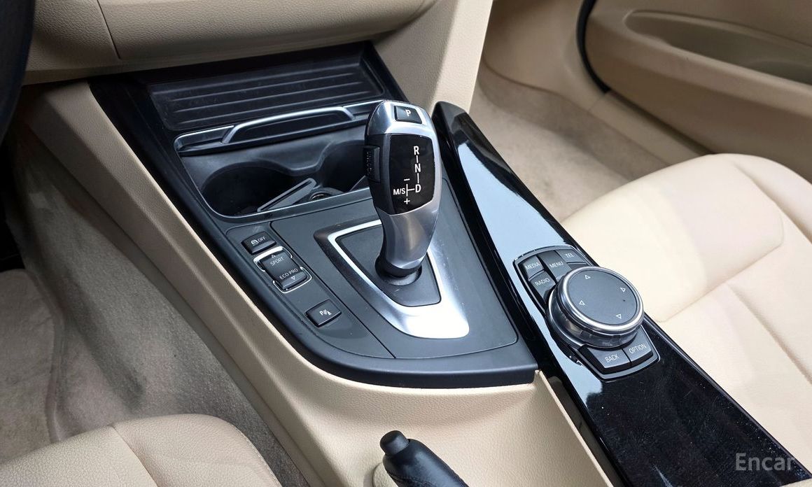 2016 BMW 3 серии VI (F3x) Рестайлинг 320d xDrive с пробегом 93 304 км
