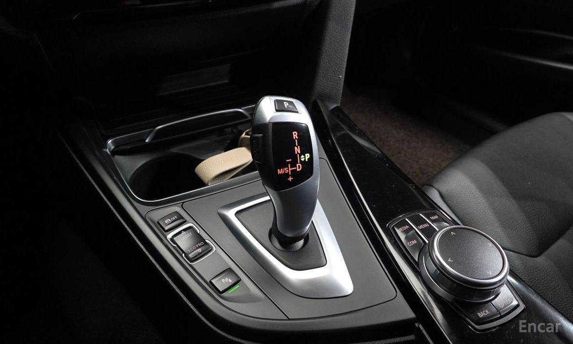 2017 BMW 3 серии VI (F3x) Рестайлинг 320d с пробегом 101 189 км