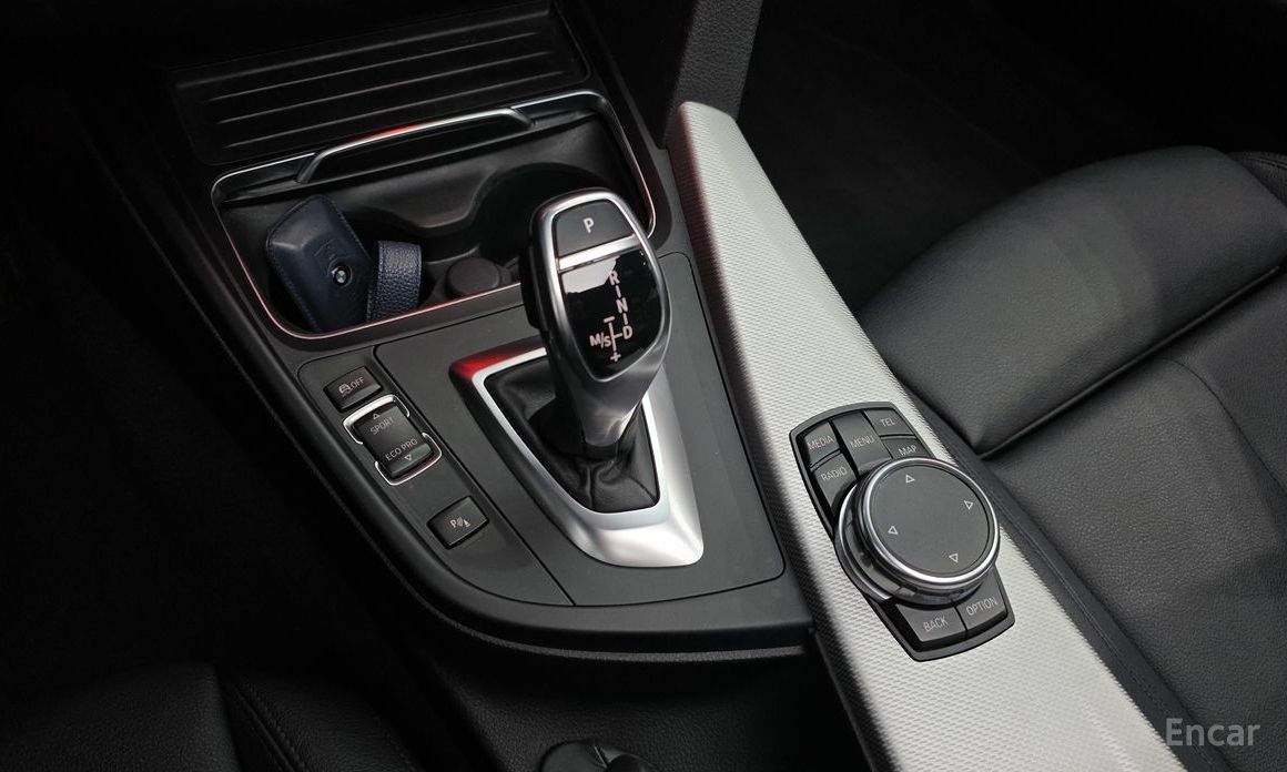 2016 BMW 3 серии VI (F3x) Рестайлинг 320i M Sport с пробегом 98 466 км