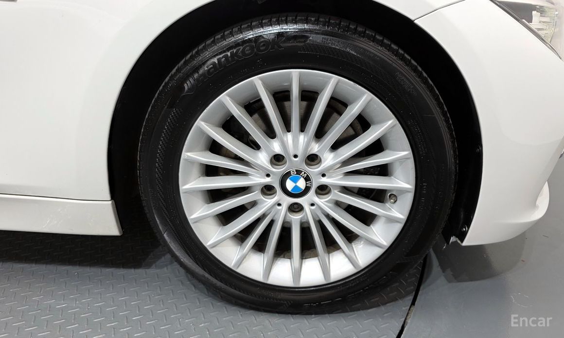 2016 BMW 3 серии VI (F3x) Рестайлинг 320i Luxury с пробегом 131 679 км