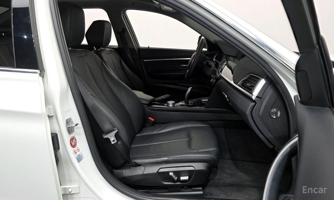 2016 BMW 3 серии VI (F3x) Рестайлинг 320i Luxury с пробегом 131 679 км