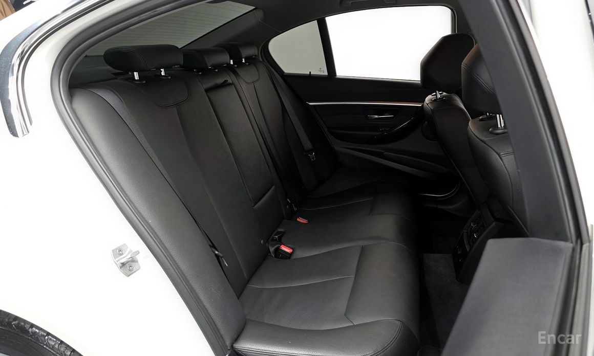 2016 BMW 3 серии VI (F3x) Рестайлинг 320i Luxury с пробегом 131 679 км