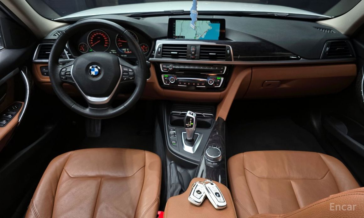 2017 BMW 3 серии VI (F3x) Рестайлинг 320i Luxury с пробегом 122 547 км