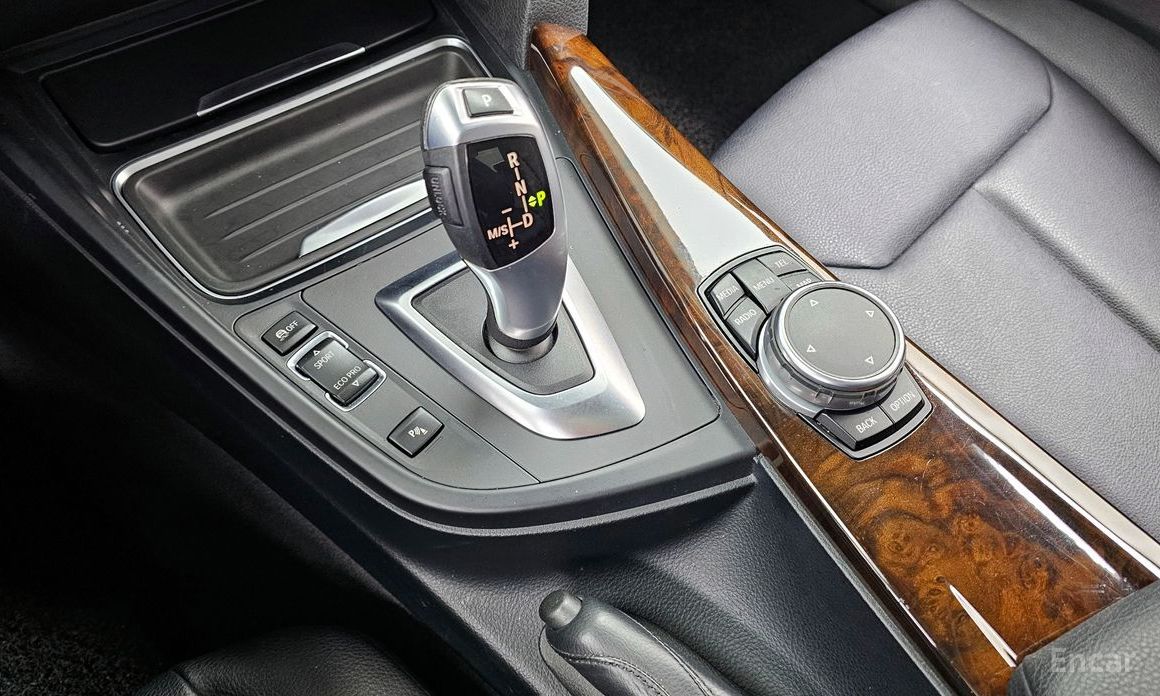 2015 BMW 3 серии VI (F3x) Рестайлинг 320d с пробегом 77 480 км
