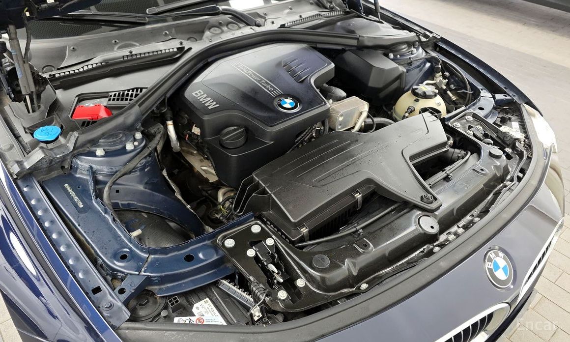 2016 BMW 3 серии VI (F3x) Рестайлинг 320i Luxury с пробегом 51 769 км