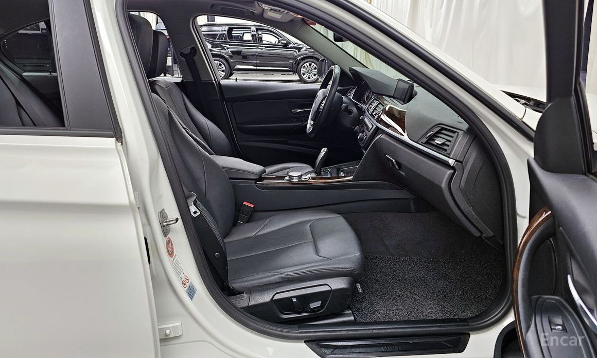2015 BMW 3 серии VI (F3x) Рестайлинг 320d с пробегом 77 480 км
