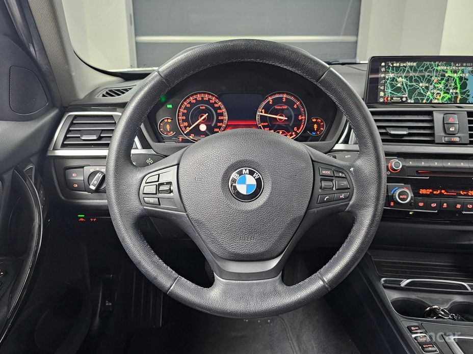 2018 BMW 3 серии VI (F3x) Рестайлинг 320d с пробегом 120 478 км
