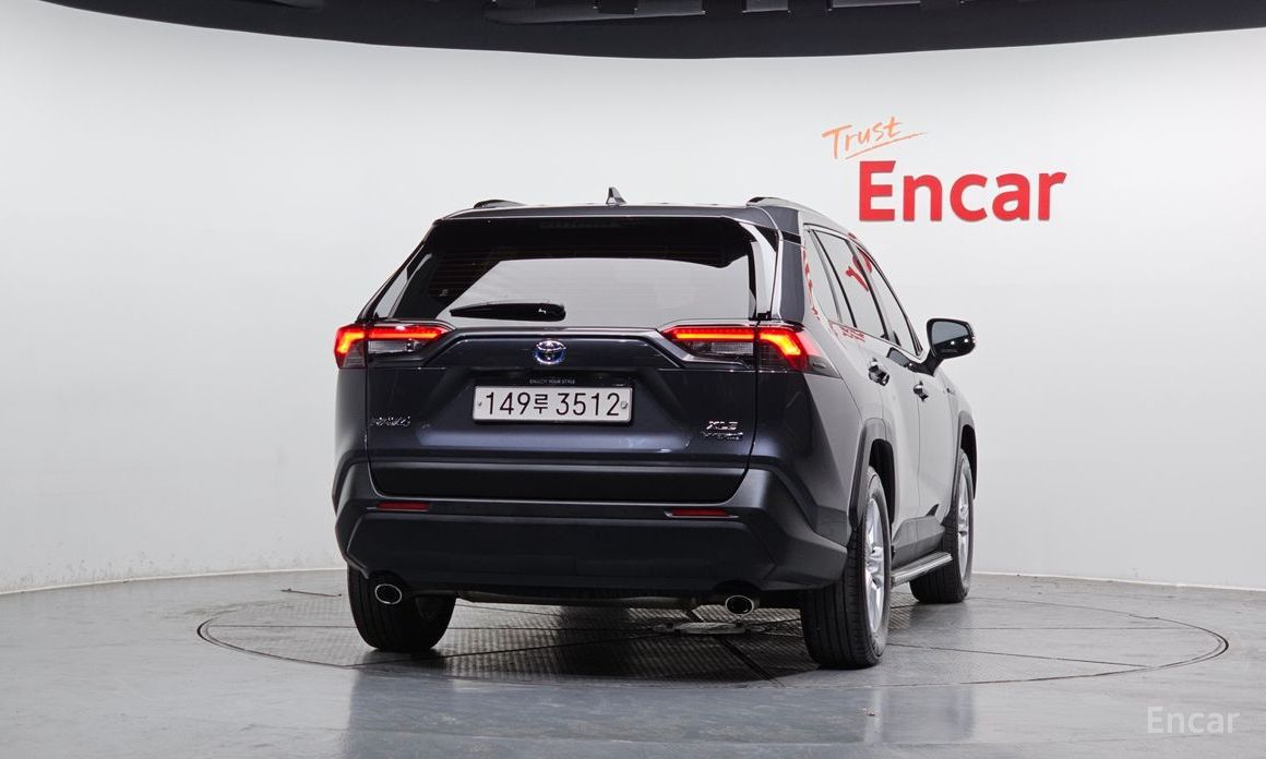 2020 Toyota RAV4 V (XA50) 2.5 2WD Hybrid с пробегом 57 933 км