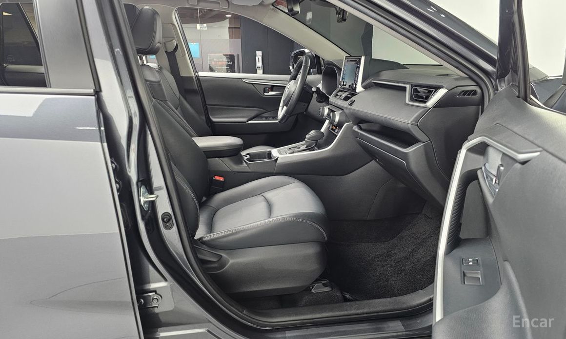 2020 Toyota RAV4 V (XA50) 2.5 2WD Hybrid с пробегом 57 933 км