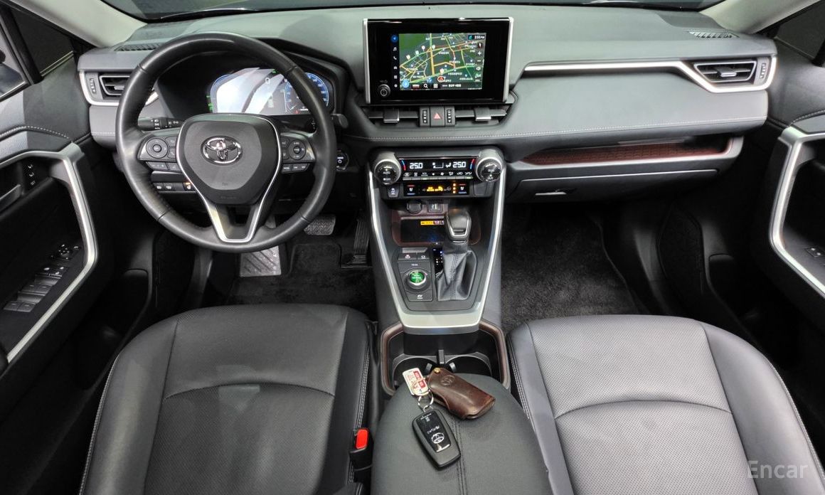 2023 Toyota RAV4 V (XA50) 2,5 4WD Hybrid LTD с пробегом 38 523 км