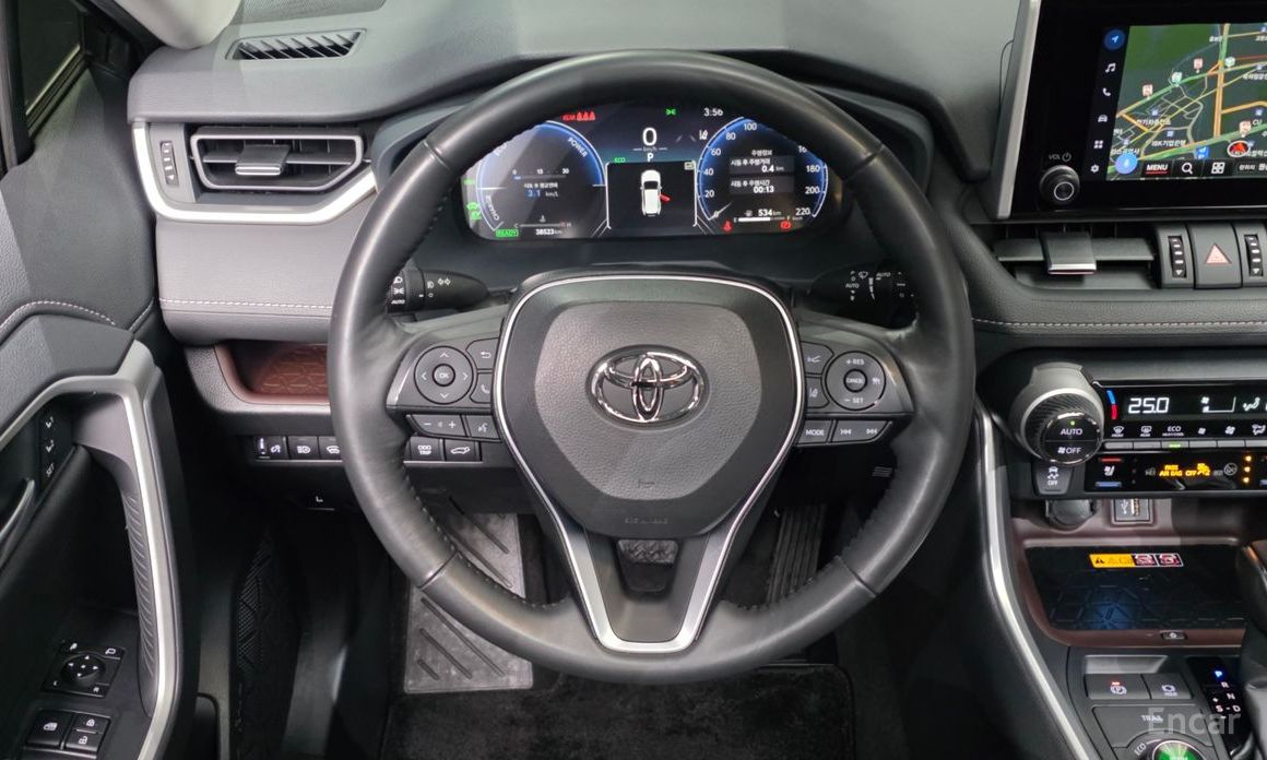 2023 Toyota RAV4 V (XA50) 2,5 4WD Hybrid LTD с пробегом 38 523 км