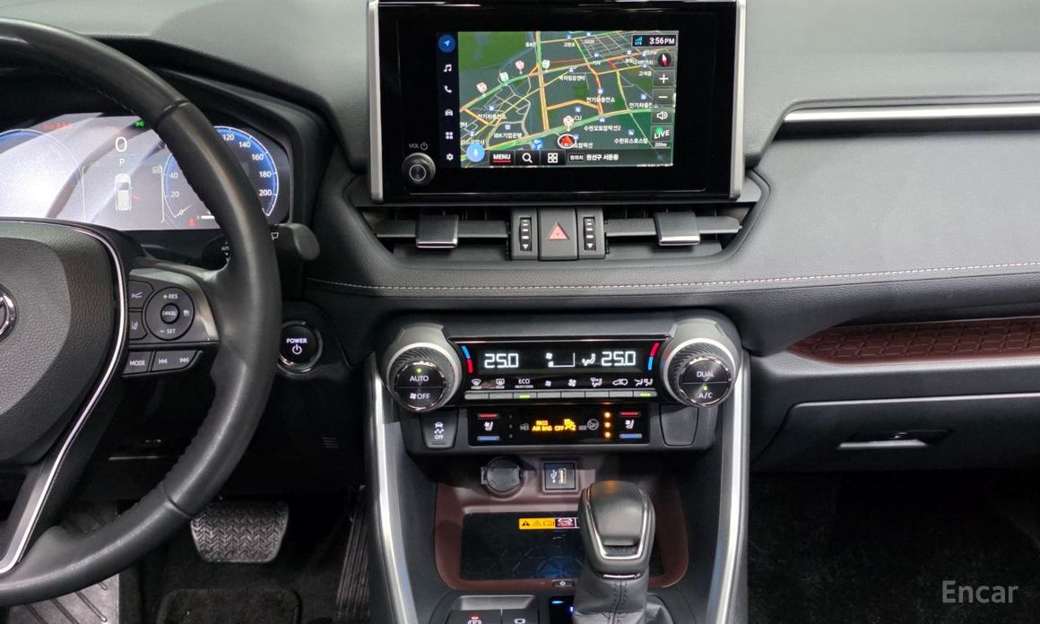 2023 Toyota RAV4 V (XA50) 2,5 4WD Hybrid LTD с пробегом 38 523 км