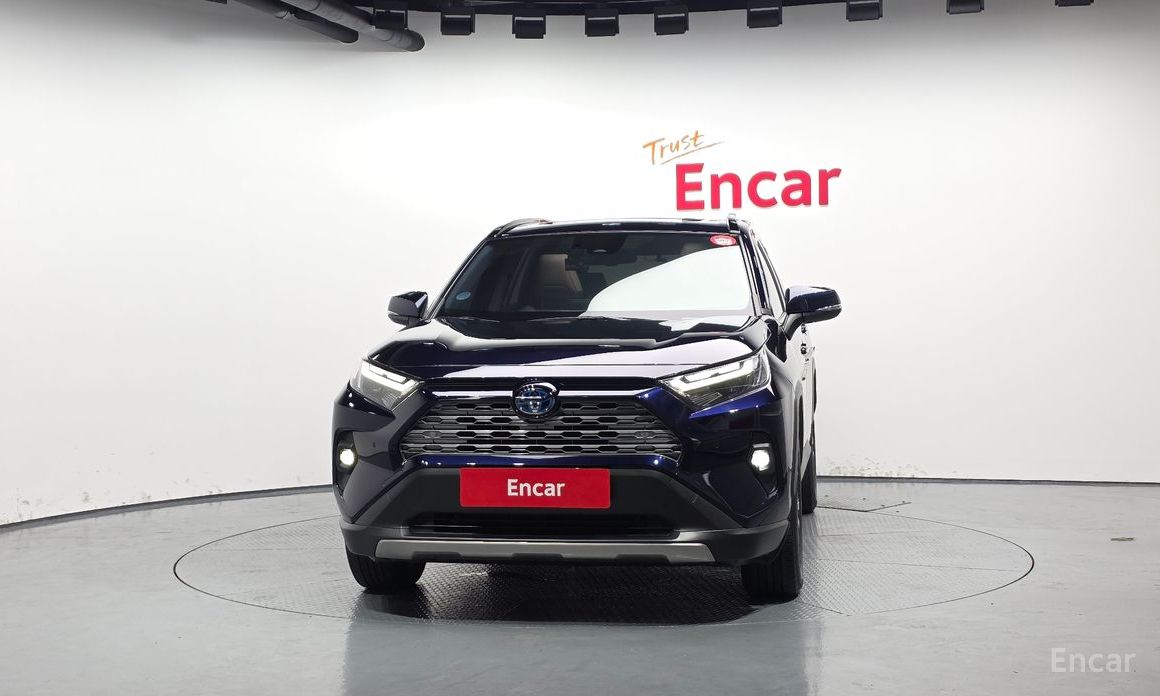 2023 Toyota RAV4 V (XA50) 2,5 4WD Hybrid LTD с пробегом 43 149 км